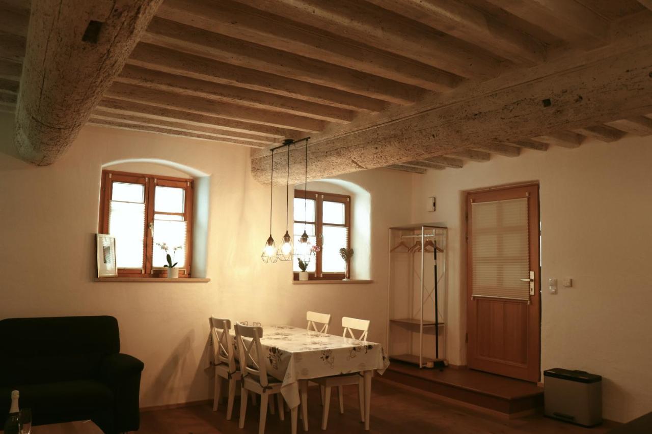 Stilvolle Wohnung Auf 50 M² Mit Parkplatz Und Wifi Kraiburg am Inn エクステリア 写真